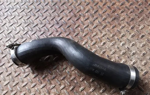 Ford Focus Intercooler hose/pipe F1F16K863AB