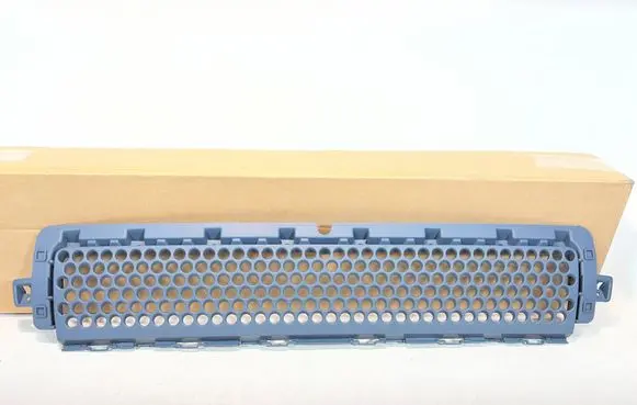 Land Rover Defender Front bumper lower grill M8B217H750