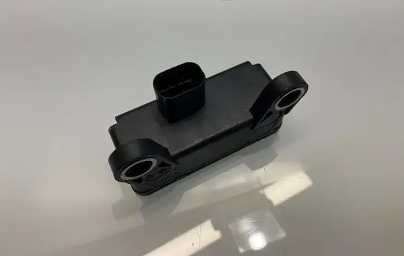 Porsche Macan (95B) ESP acceleration yaw rate sensor 95B907637E 10170107643 DS38A26M5C