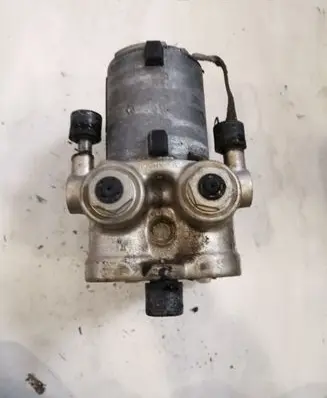 Mercedes-Benz E W124 ABS Pump 0265200043