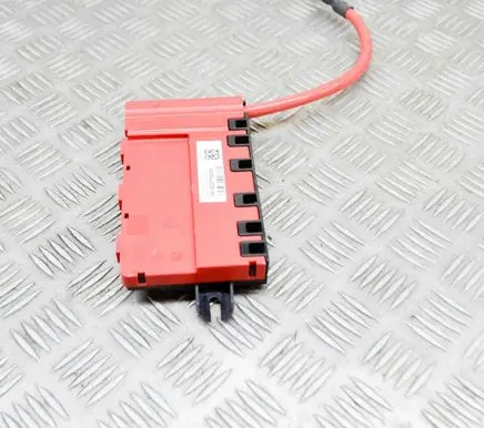 BMW 3 F30 F35 F31 Current control relay 922775204 19175000001
