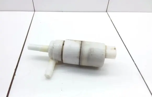Opel Sintra Windscreen/windshield washer pump 22121790