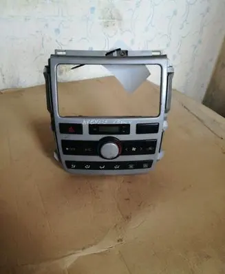 Toyota Avensis Verso Climate control unit 5590044270