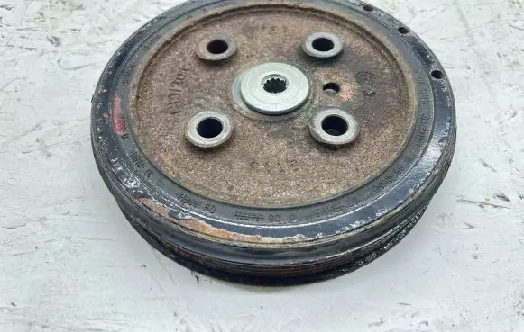 Volvo XC60 Crankshaft pulley 31258122