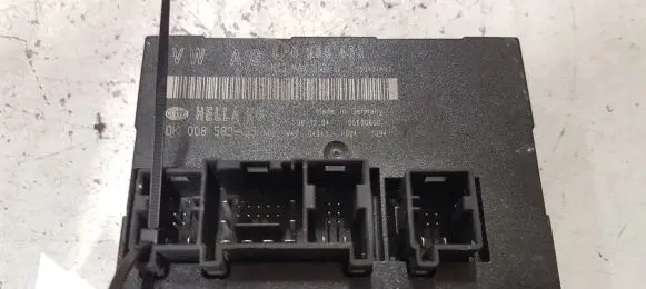 Audi A3 S3 8P Comfort/convenience module 8P0959433 5DK00858335
