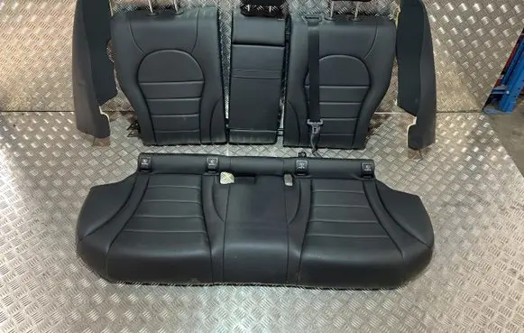 Mercedes-Benz C W205 Second row seats TM27108