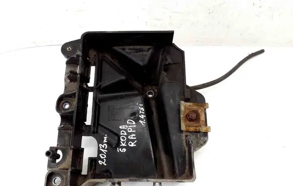 Skoda Rapid (NH) Battery box tray 6R0915331