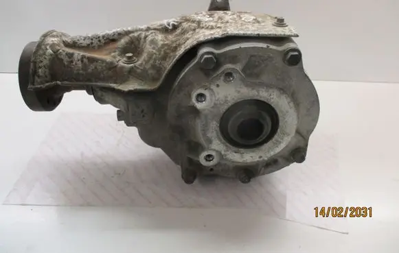Volvo XC70 Gearbox transfer box case P30783251 B6324S