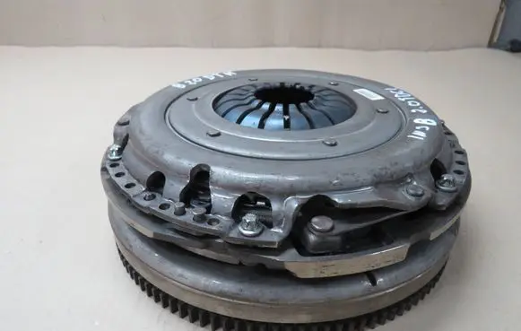 Opel Insignia B Dual mass flywheel 55484450 332350714 082294001822