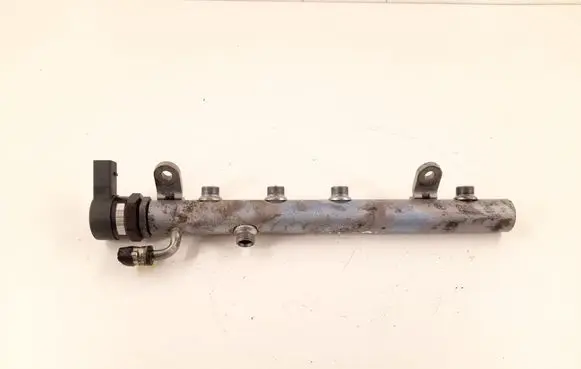 Mercedes-Benz ML W164 Fuel main line pipe 6420700495 6110780449