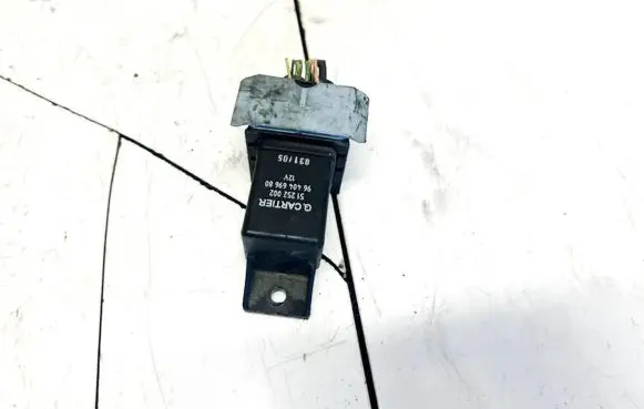 Peugeot 307 Glow plug pre-heat relay 51252002