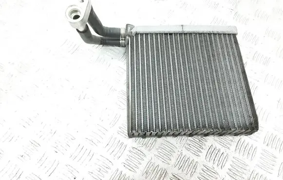 Volvo V50 Air conditioning (A/C) radiator (interior) TD263 N668005F798