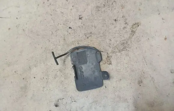 Volvo V70 Front tow hook cap/cover 9190320 2410