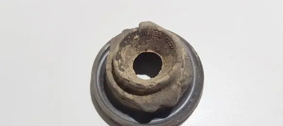 Audi A2 Front coil spring rubber mount 1j0512149b