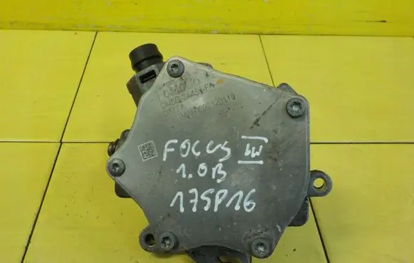 Ford Focus Vacuum pump CM5G2A451FA 17SP16