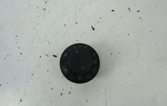 Opel Corsa D Light switch 