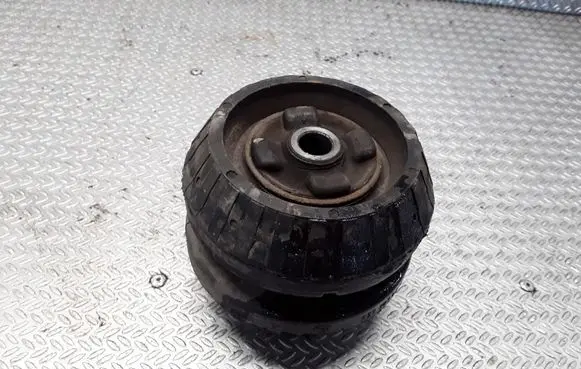 Mercedes-Benz Vito Viano W638 Front upper strut mount 