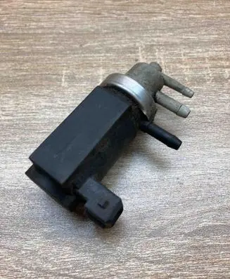 Renault Laguna II Turbo solenoid valve 8200162073