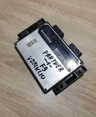 Peugeot Partner Engine control unit/module ECU R04080026C