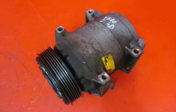 Volvo S80 Air conditioning (A/C) compressor (pump) P8684287
