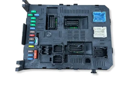 Peugeot 607 Comfort/convenience module 9663510280 BSI2004H02 01290307