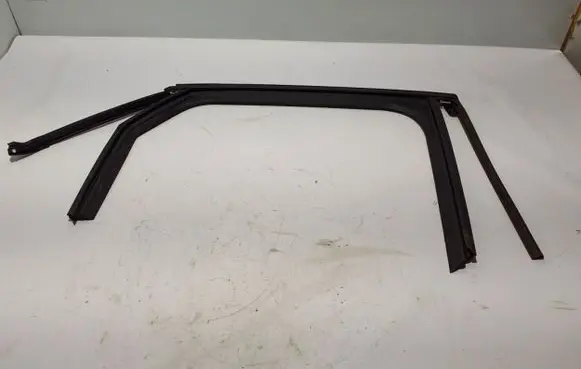 Citroen C4 III e-C4 Rubber seal rear door 9833076580