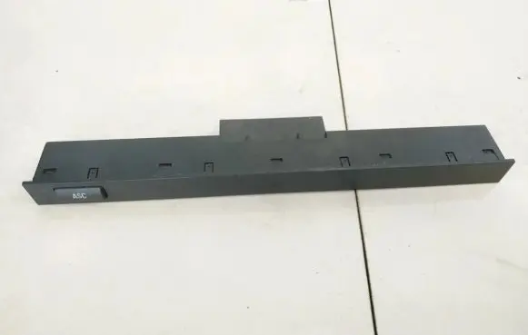 Traction control (ASR) switch