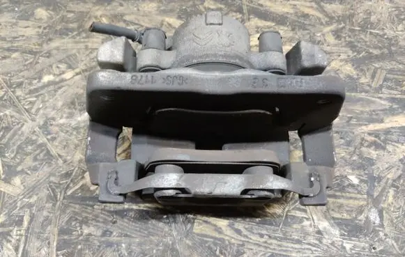 Citroen DS7 Crossback Front brake caliper 9830798880