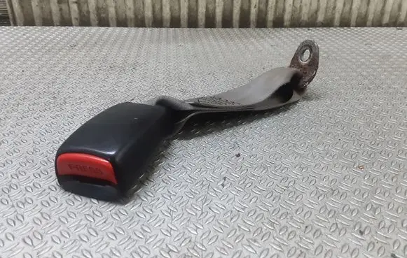 Suzuki Grand Vitara I Rear seatbelt buckle NSB1053