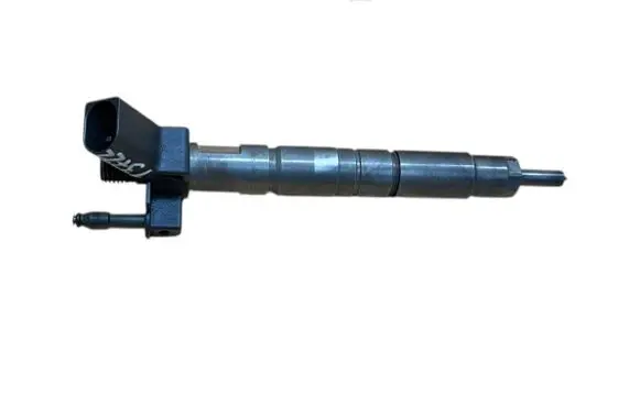 BMW 5 F10 F11 Fuel injector 7823461 0445117030