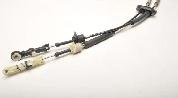 Opel Mokka Gear shift cable linkage 55597758