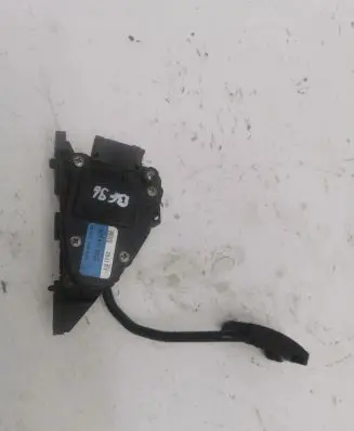 Renault Master II Accelerator throttle pedal