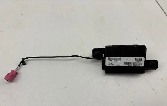Chrysler Pacifica Antenna control unit P68186558AA 18043