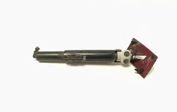 Nissan Qashqai+2 Headlight washer spray nozzle 28611BR00A