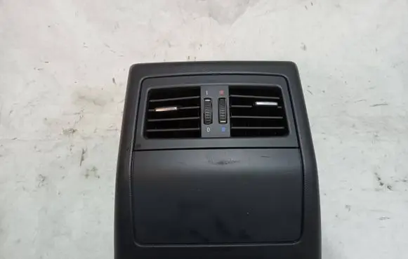 BMW 3 E90 E91 Dash center air vent grill E116234131