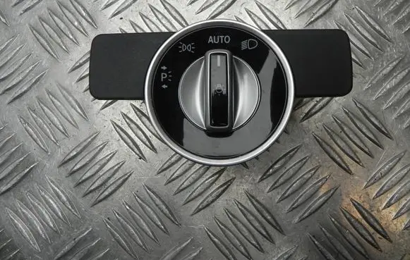 Mercedes-Benz SL R231 Light switch A2129051151 T7013