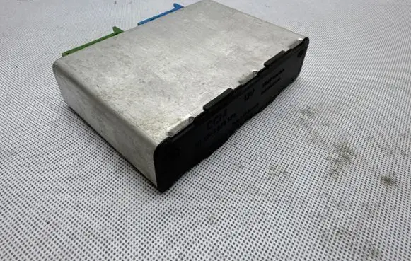BMW 5 E34 Comfort/convenience module 61351379379