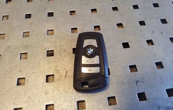 BMW 5 GT F07 Ignition key/card 9196801