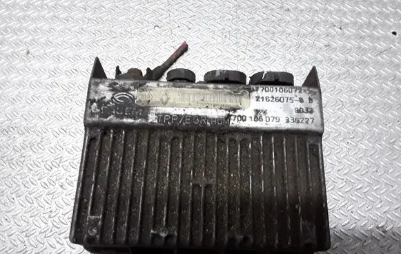 Renault Laguna I Engine control unit/module 21626075