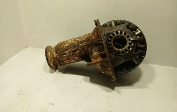 Toyota Land Cruiser (BJ70) Front differential