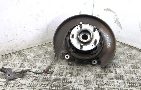 Hyundai Santa Fe Rear wheel hub