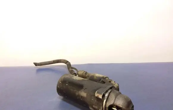 Audi A6 S6 C6 4F Starter motor 0001109258