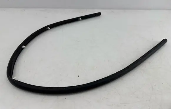 Toyota Yaris Cross Loading door rubber seal (on body) 