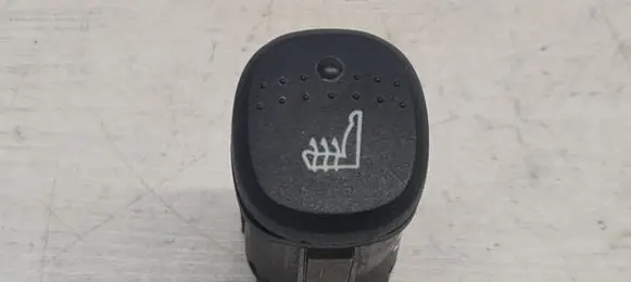 Ford Focus Seat heating switch D3L0A D3LOA