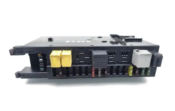 Mercedes-Benz CLK AMG A208 C208 Fuse module 2035454701 5DK008486-75