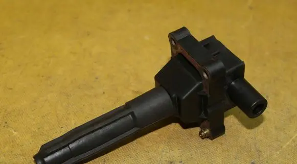 Mercedes-Benz Vito Viano W638 High voltage ignition coil