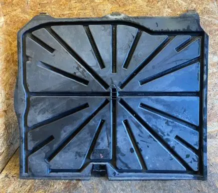Mercedes-Benz 190 W201 Trunk/boot floor carpet liner 2016930033