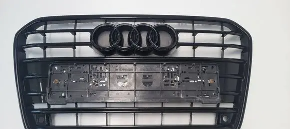 Audi A6 C7 Front bumper upper radiator grill 4G0853653