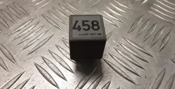 Volkswagen Golf V Other relay 141951253B