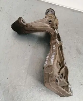 Skoda Superb B6 (3T) Engine mounting bracket 1K0199296F